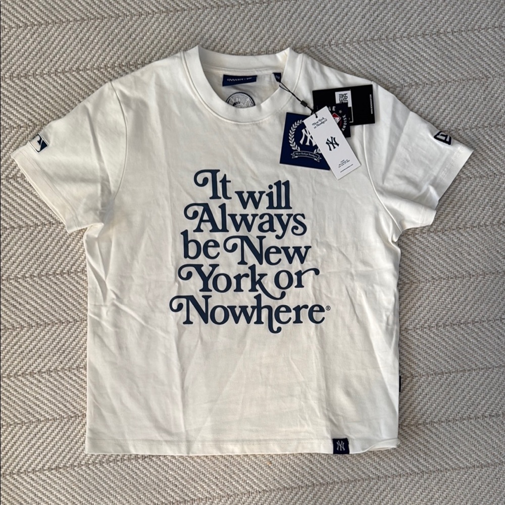 NYON x Yankees New Era Womens Cropped White Tee Oversized Fit